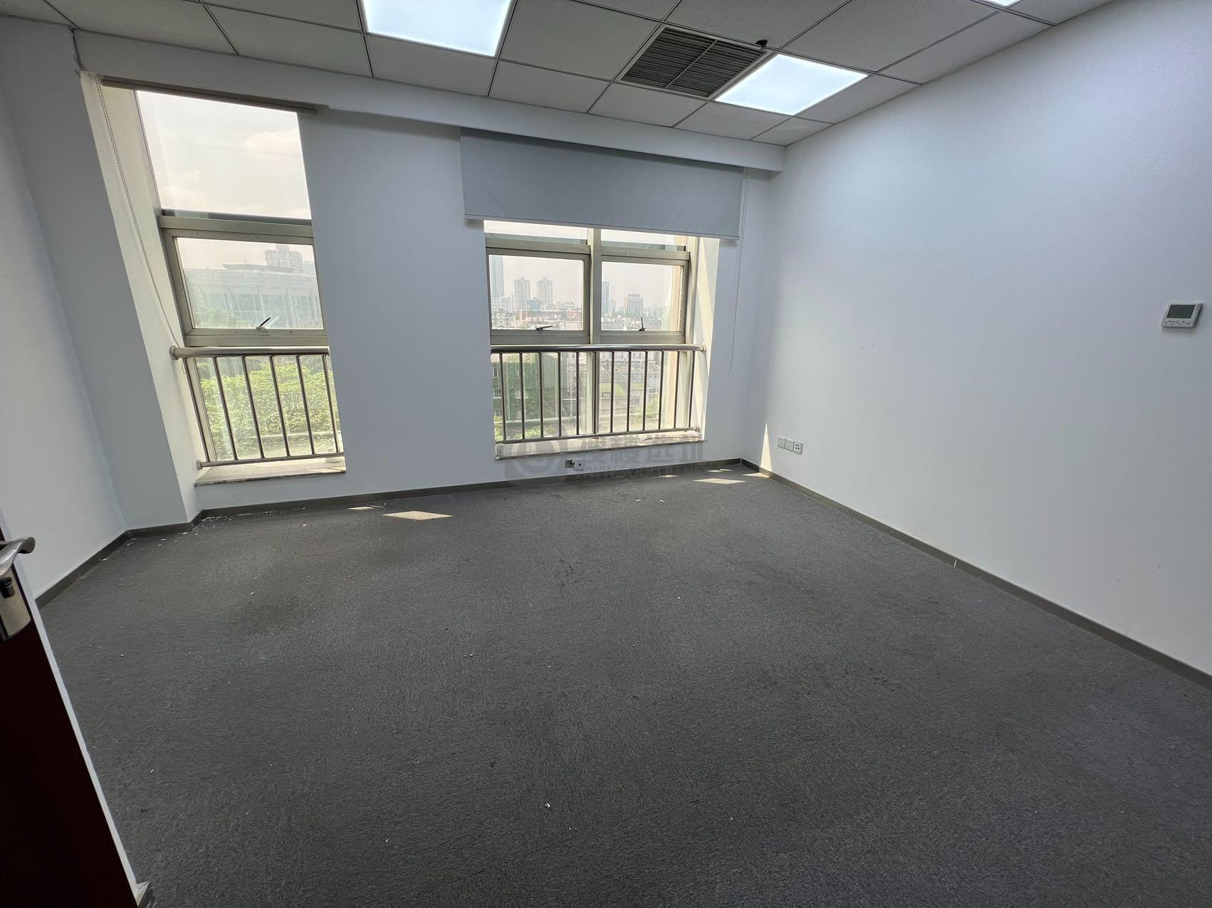 民防大厦面积250平