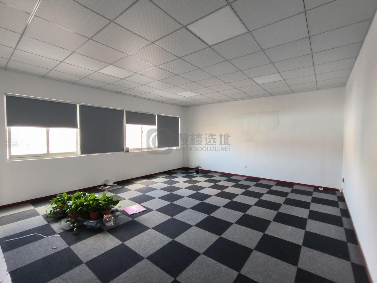 郁金香软件大厦面积394