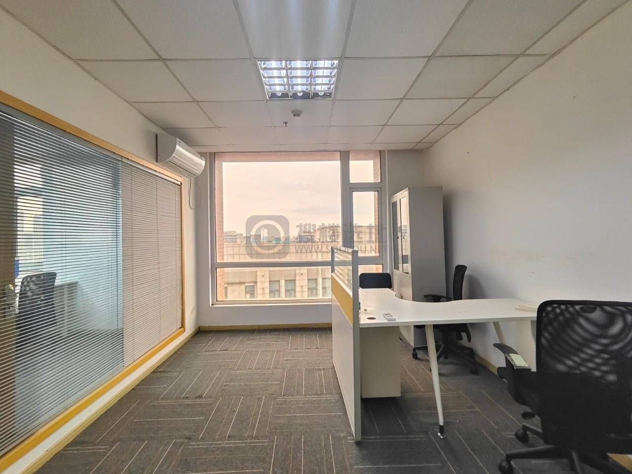 汇智大厦面积172平