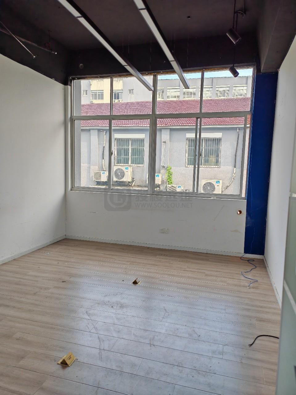 创E梦工场面积905平