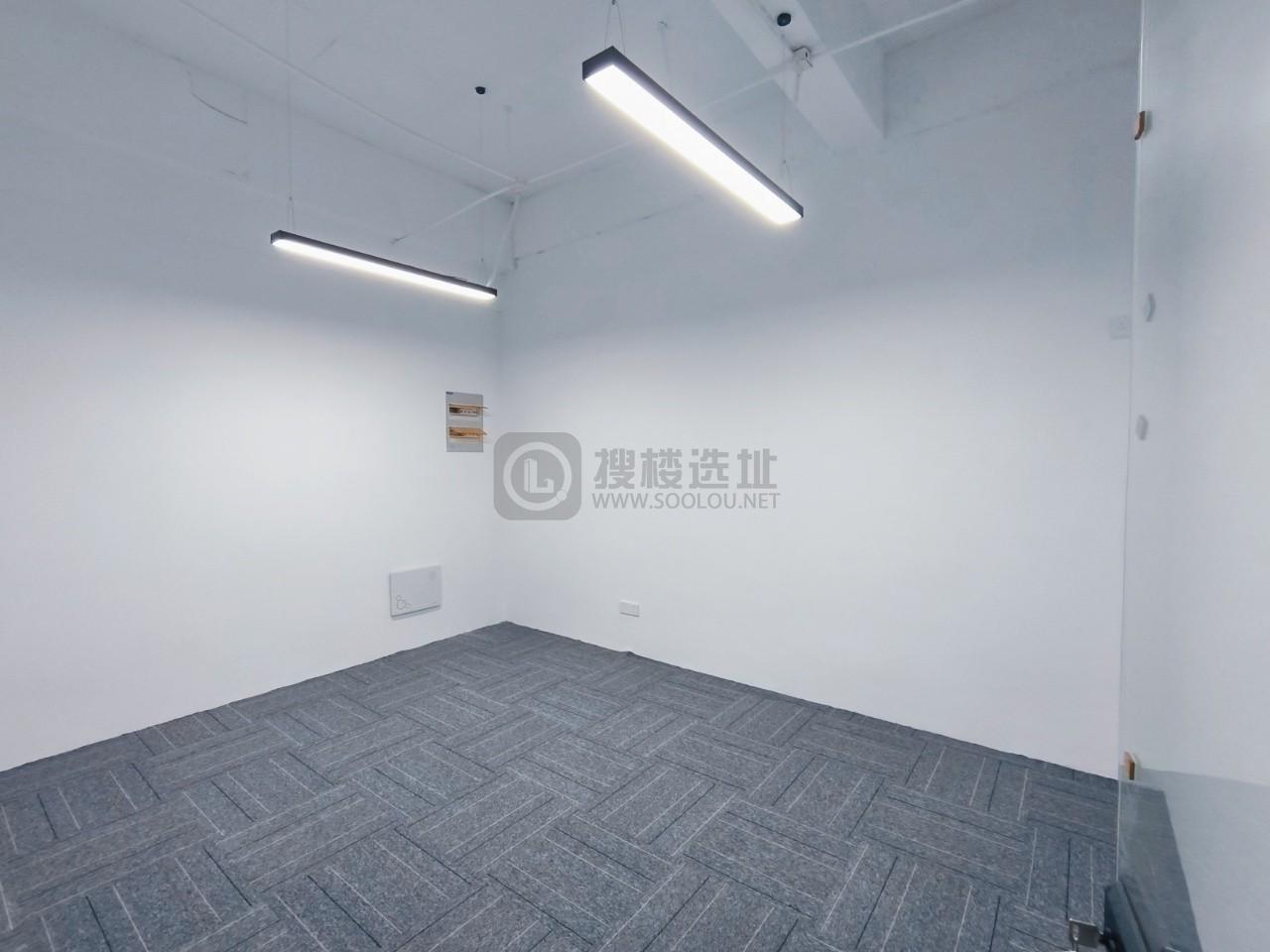 郁金香软件大厦面积176平