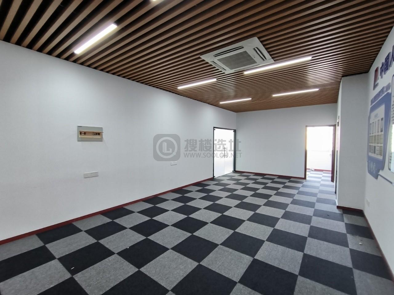 郁金香软件大厦面积394平