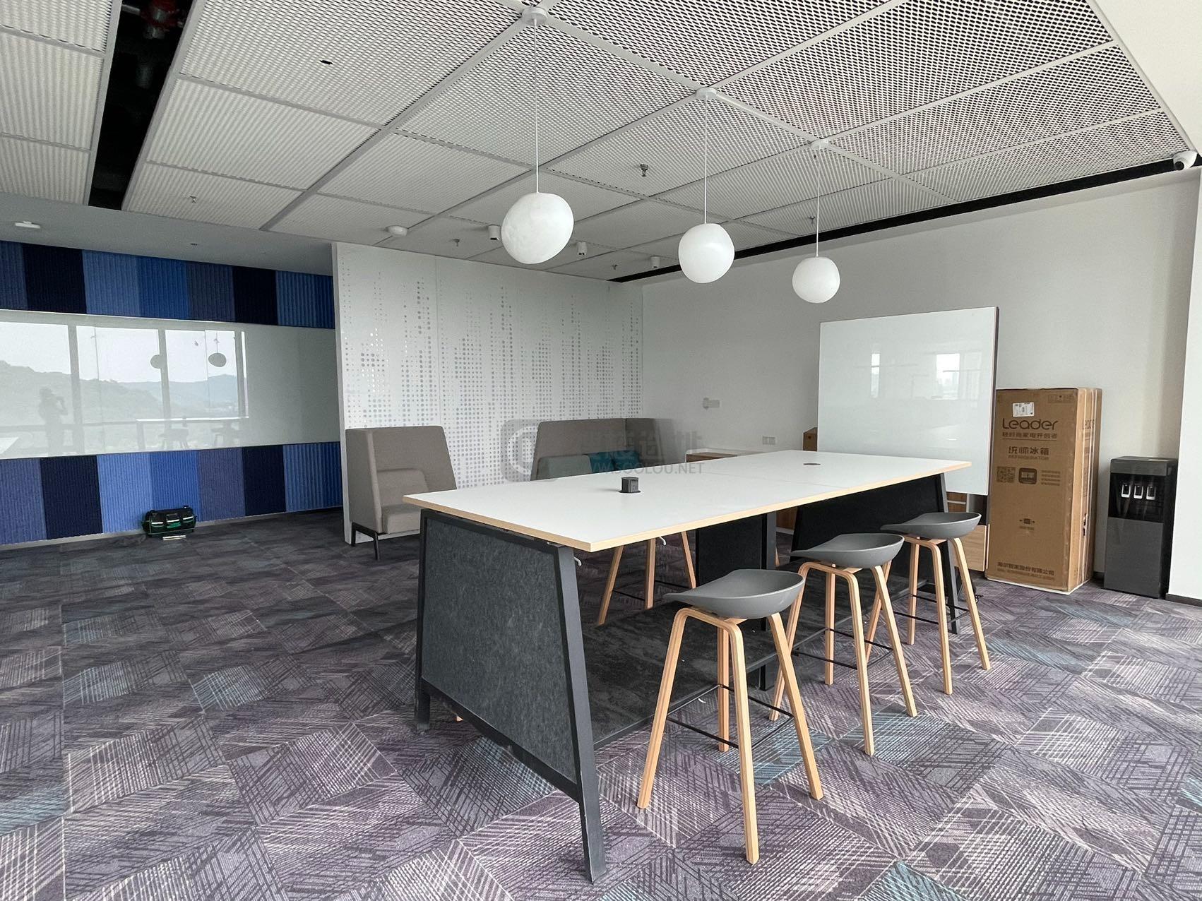 浙大网新数智中心面积300平