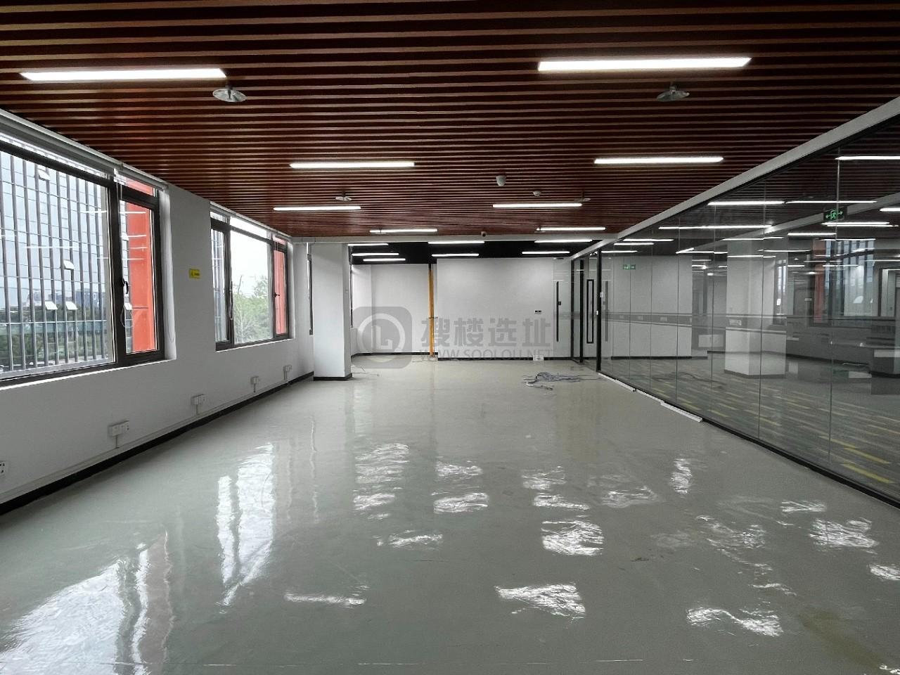 东久创新中心面积425平