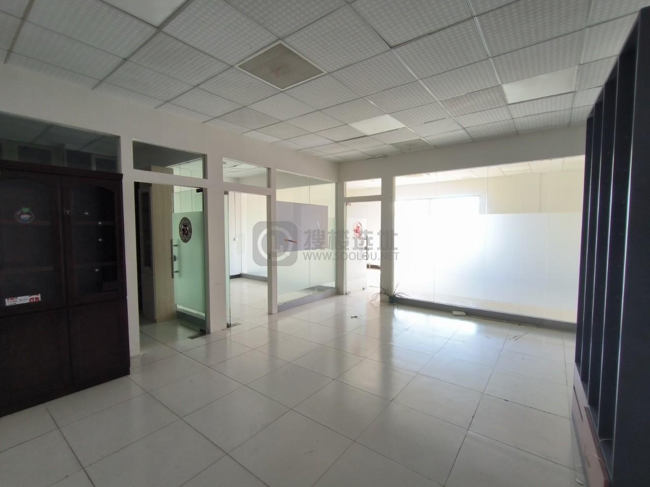 郁金香软件大厦面积142