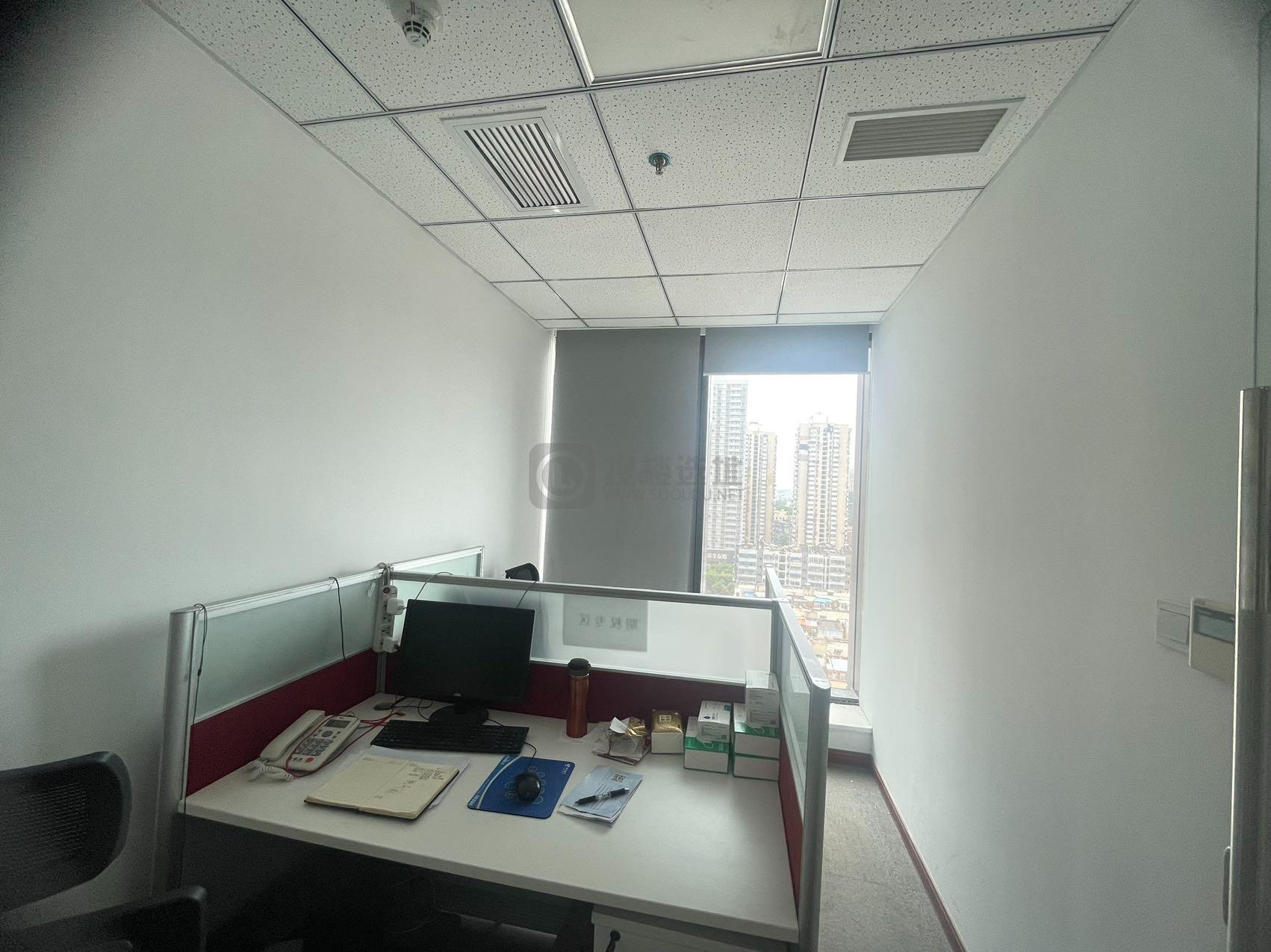 苏宁生活广场面积104平