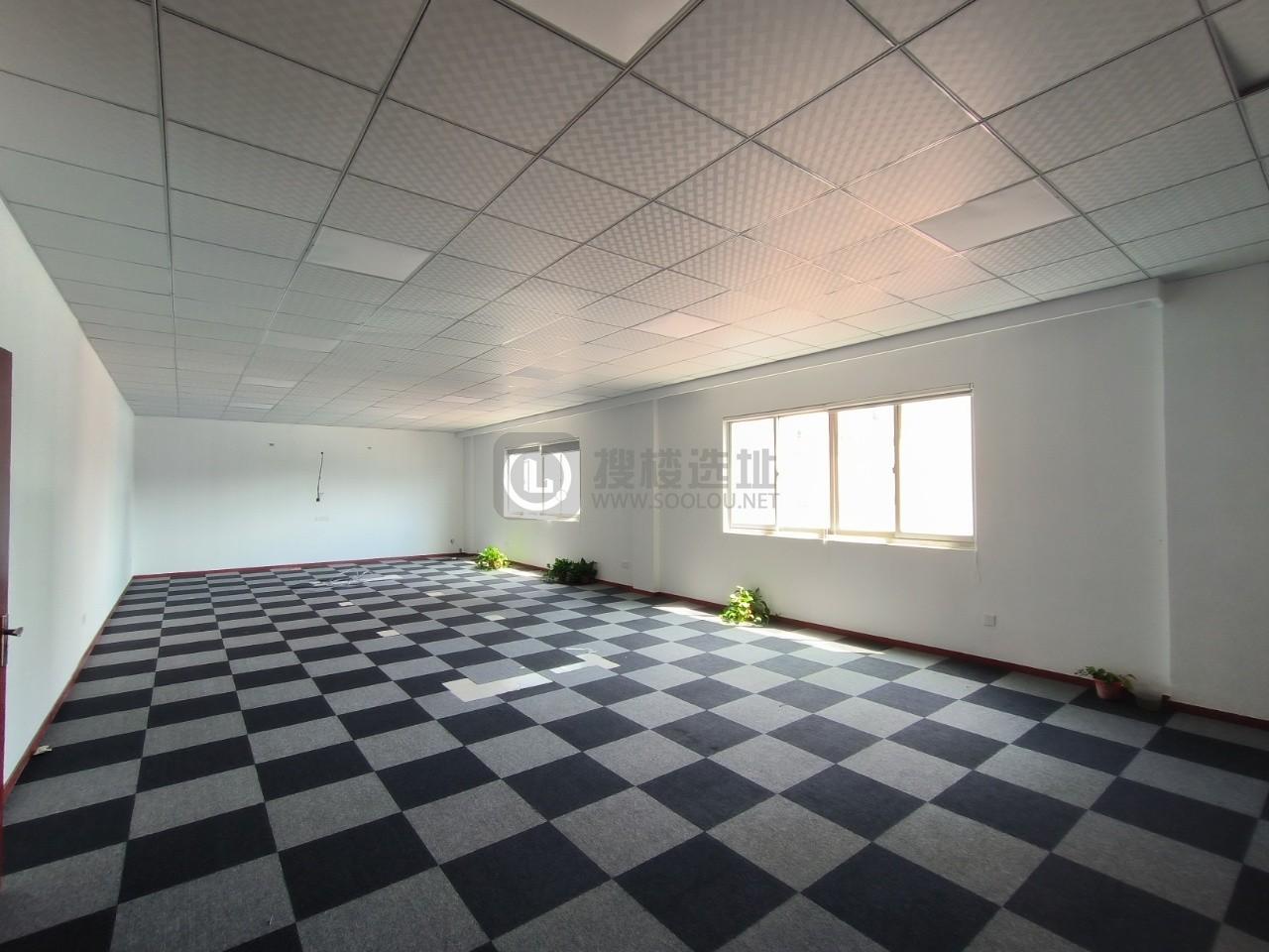 郁金香软件大厦面积394平