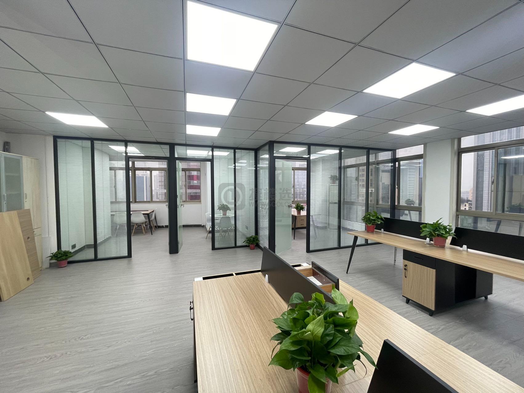 正洪大厦面积120平