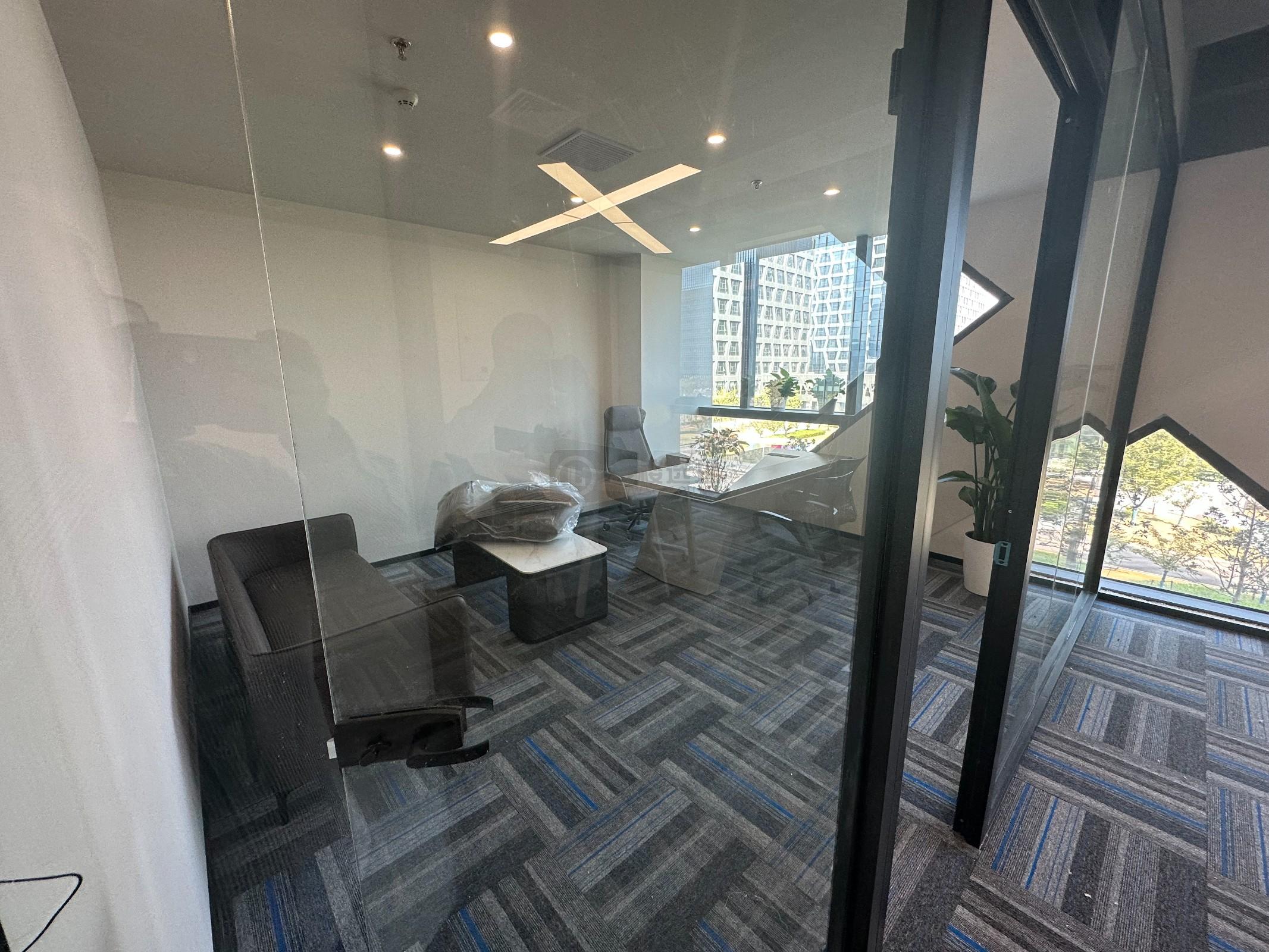 建邺科技创新产业园面积105平