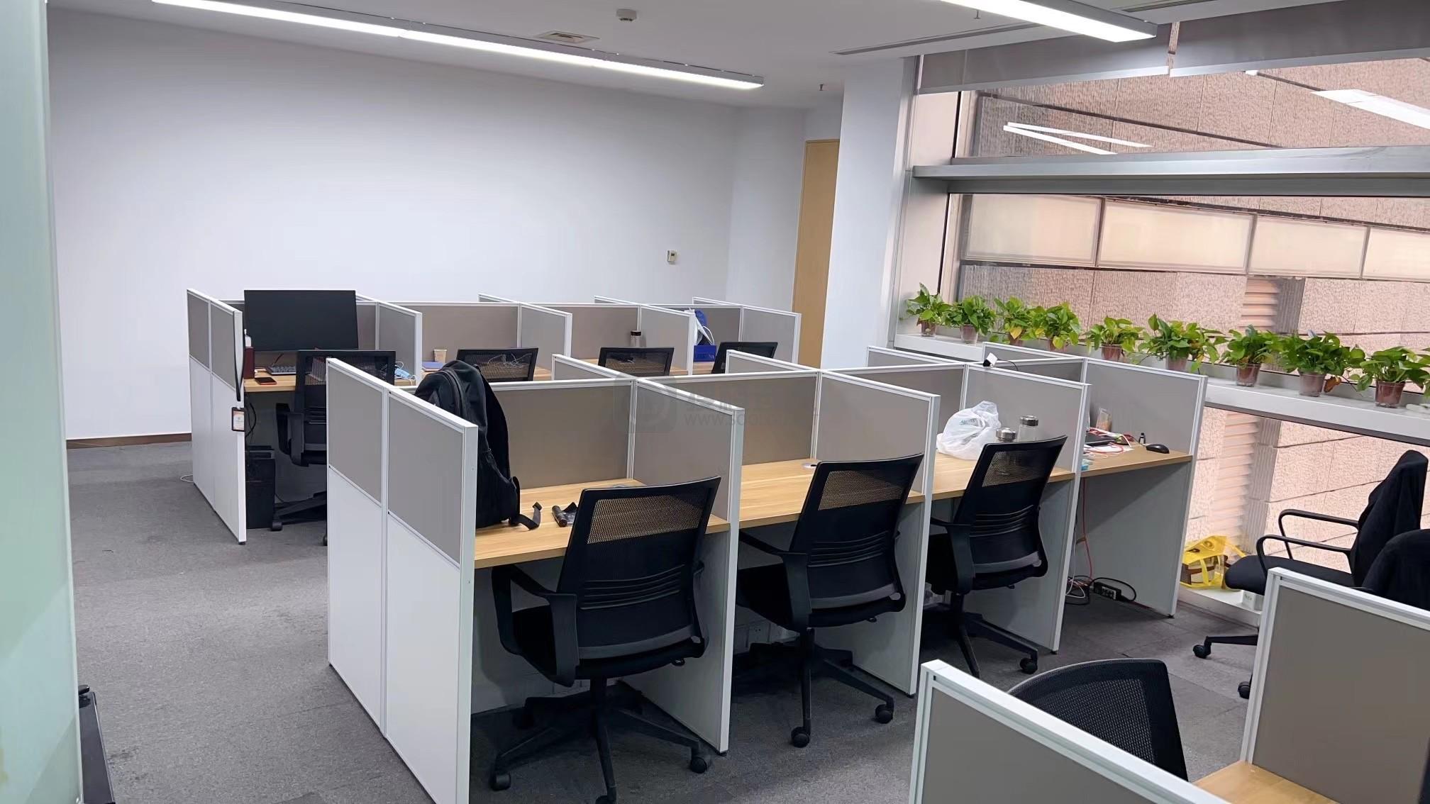 云峰大厦面积270平