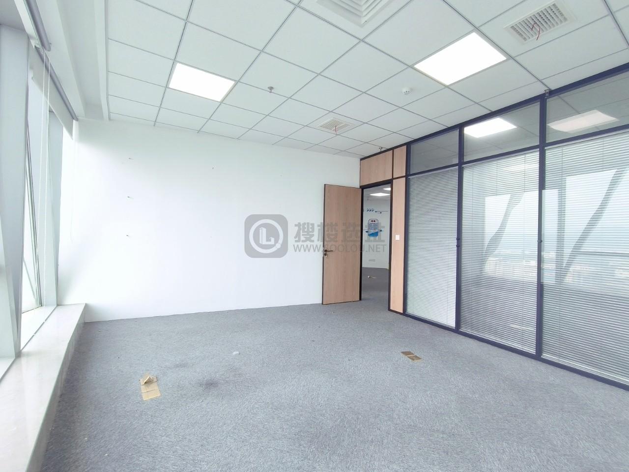  明发新城中心面积196平