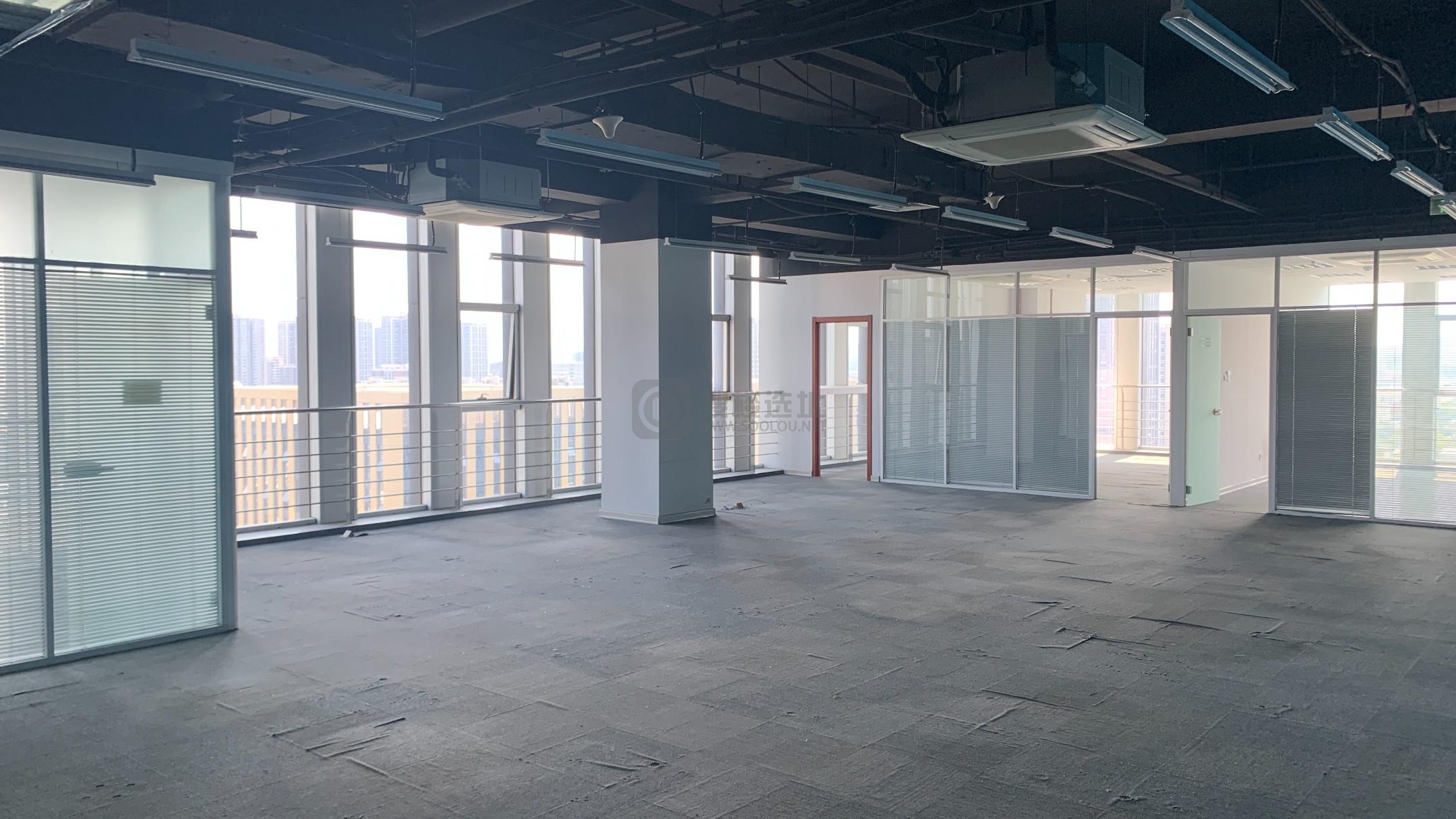 紫金研创中心面积1452平