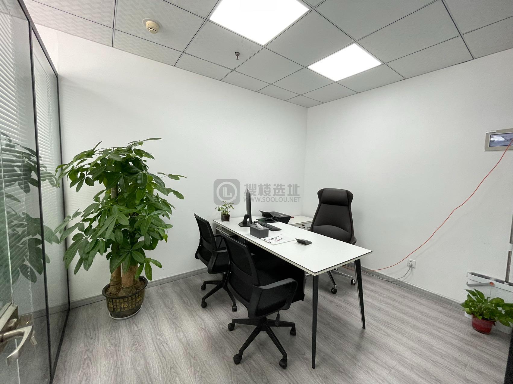 商茂世纪广场面积150平