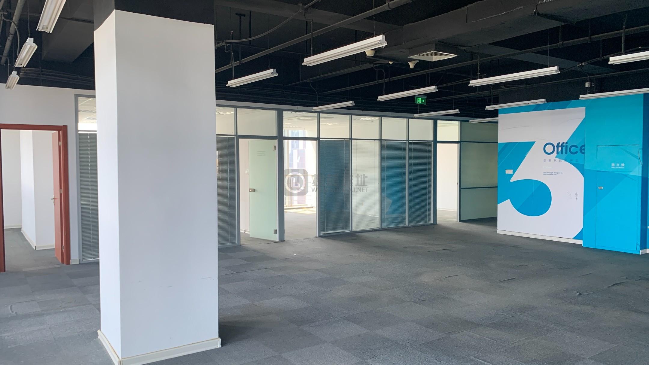 紫金研创中心面积1452平