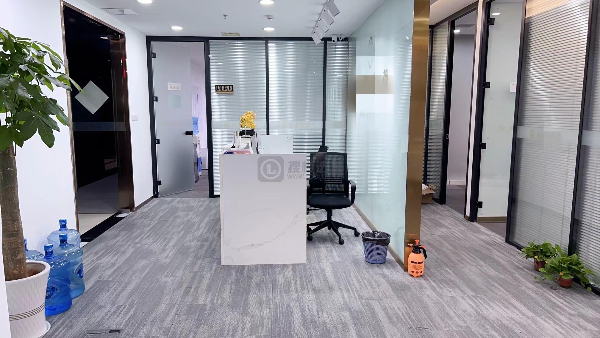 云峰大厦面积270平