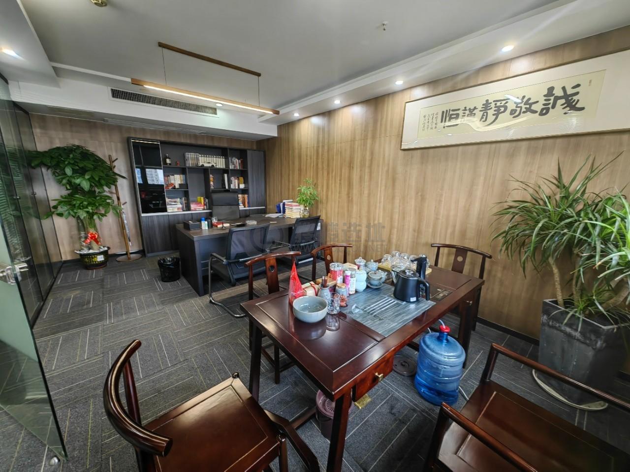 华泰证券大厦面积220平