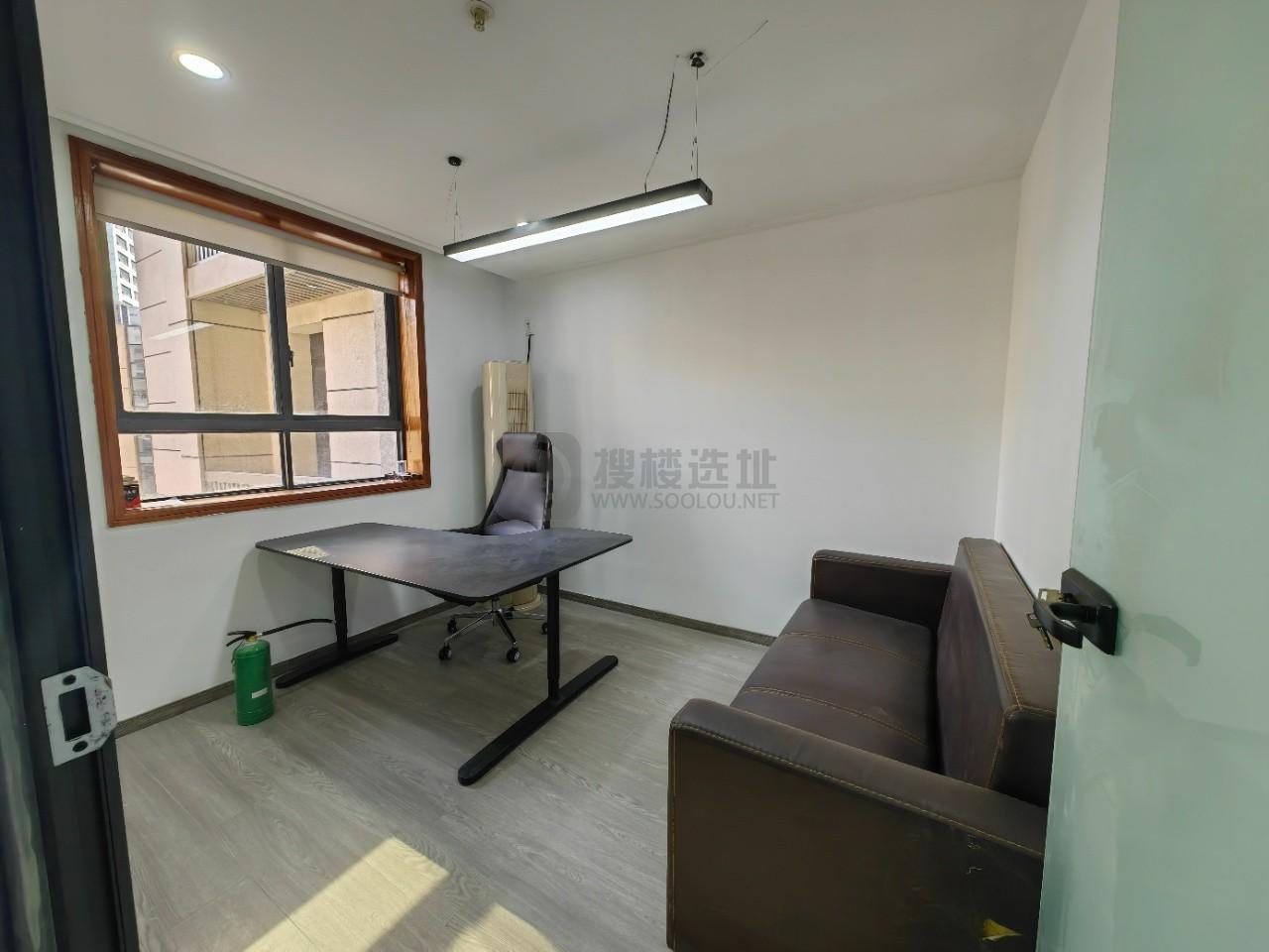 华荣大厦面积110平