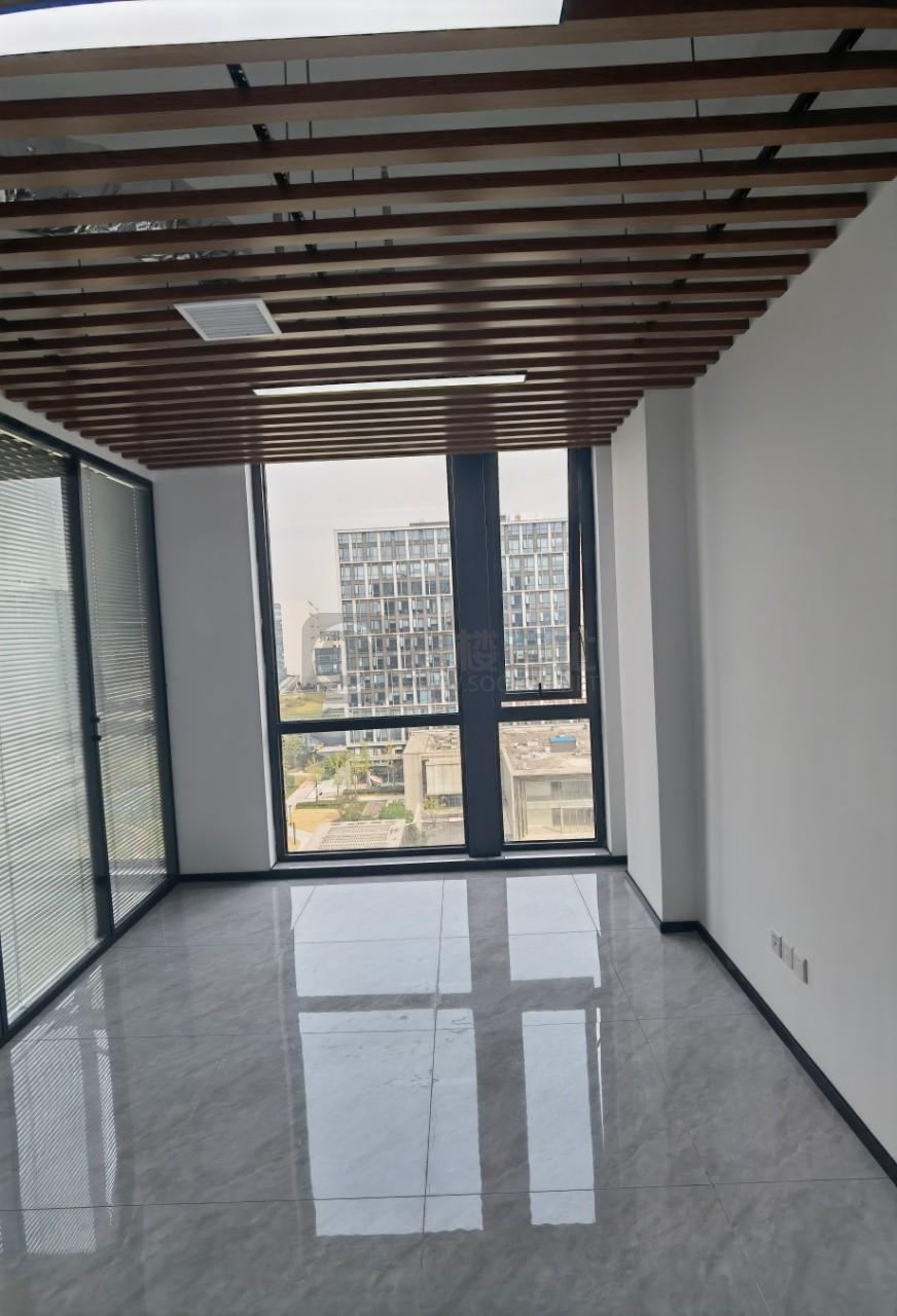 绿地云都会面积106平