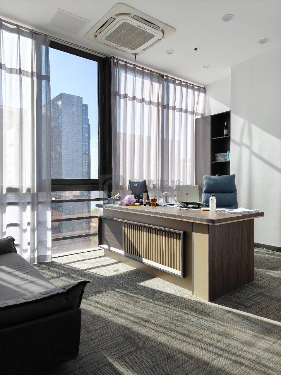 涵碧楼金融中心面积228平