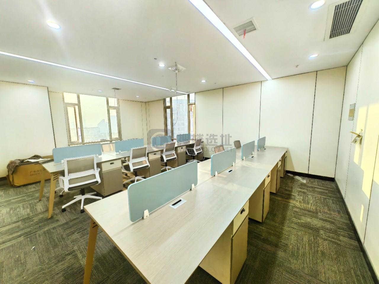 新世纪广场面积198平