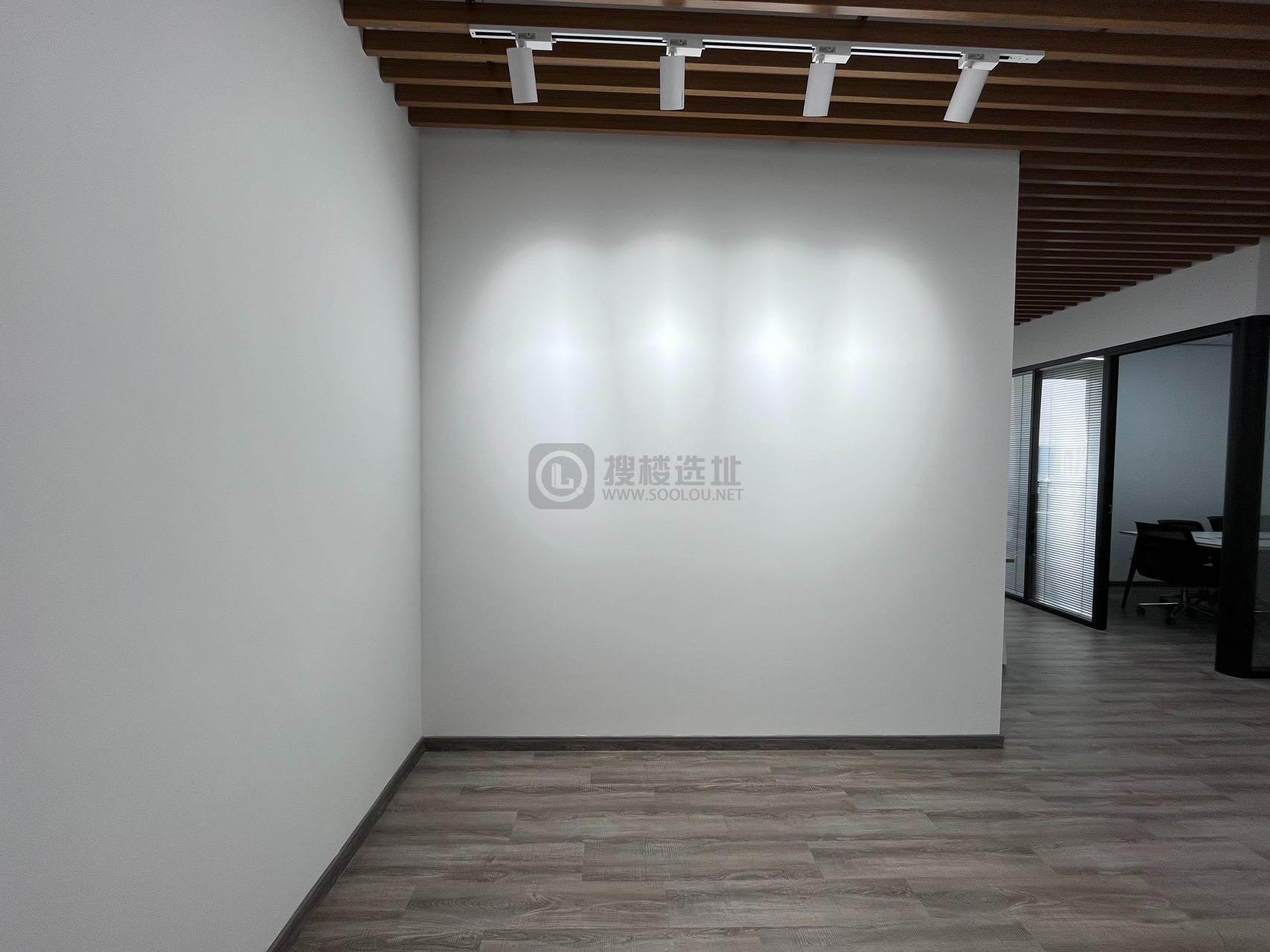 雨花客厅面积96平