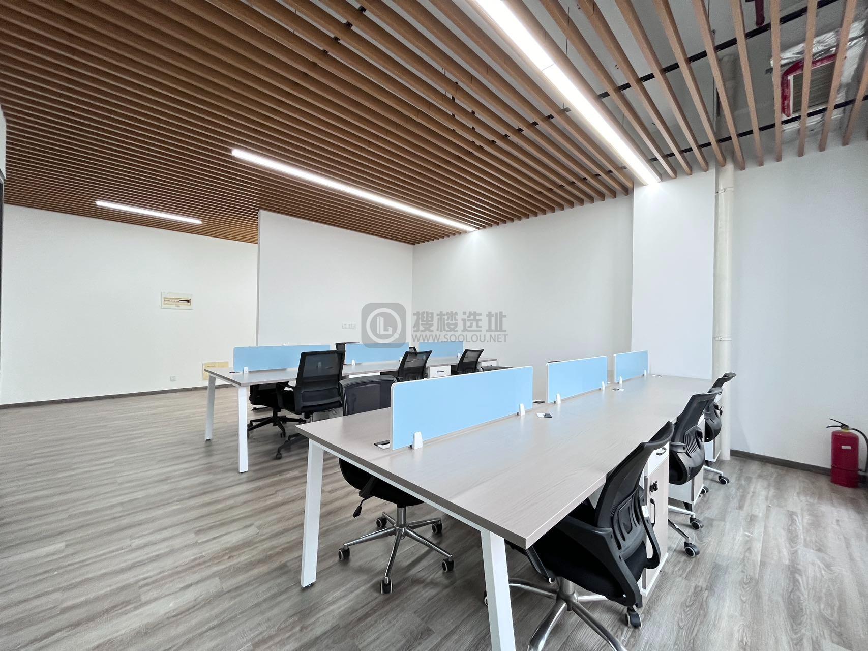 雨花客厅面积96平