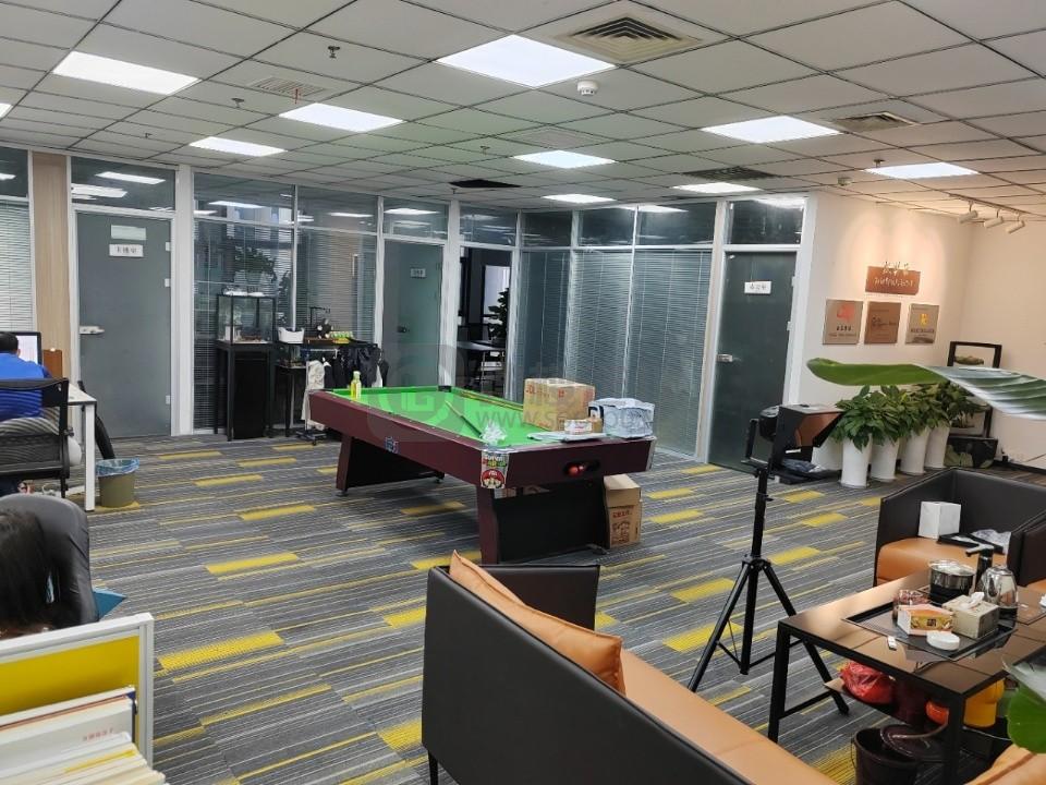 河西万达广场面积220平