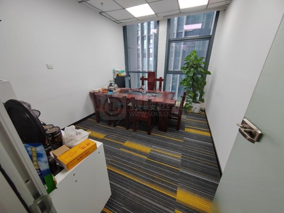 河西万达广场面积220平