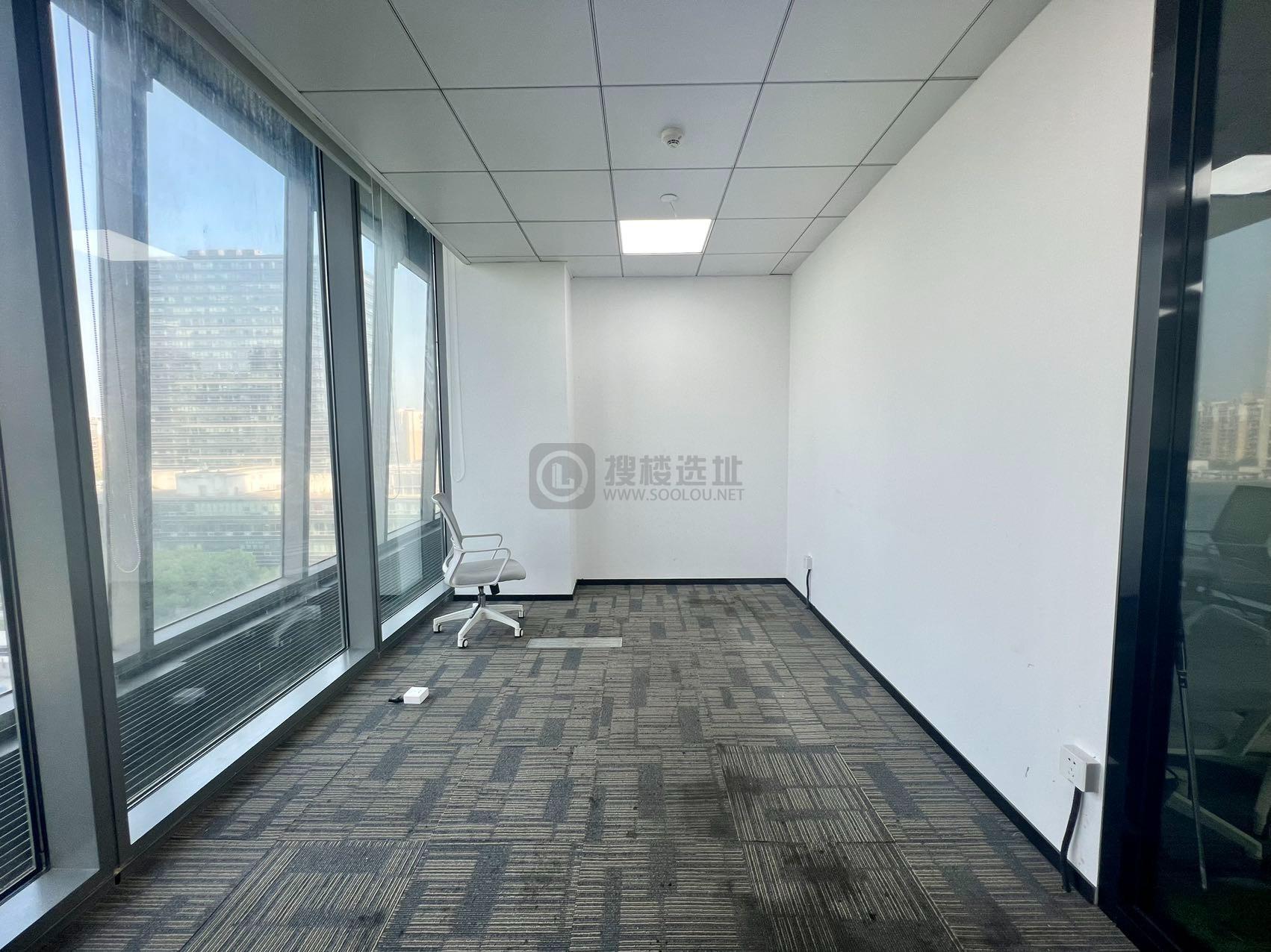 金奥大厦面积169平