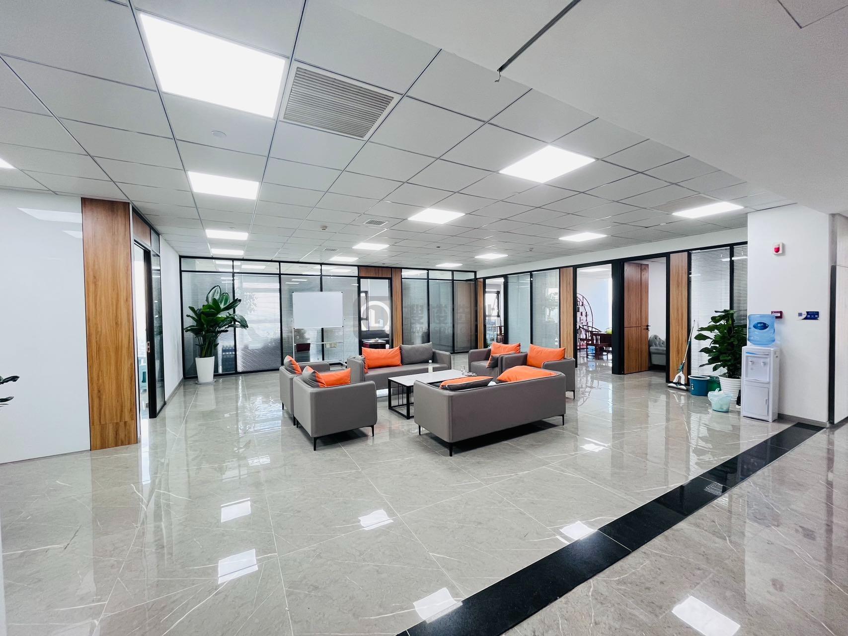 证大喜马拉雅中心面积348平