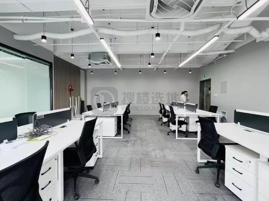 绿溢国际广场面积181平