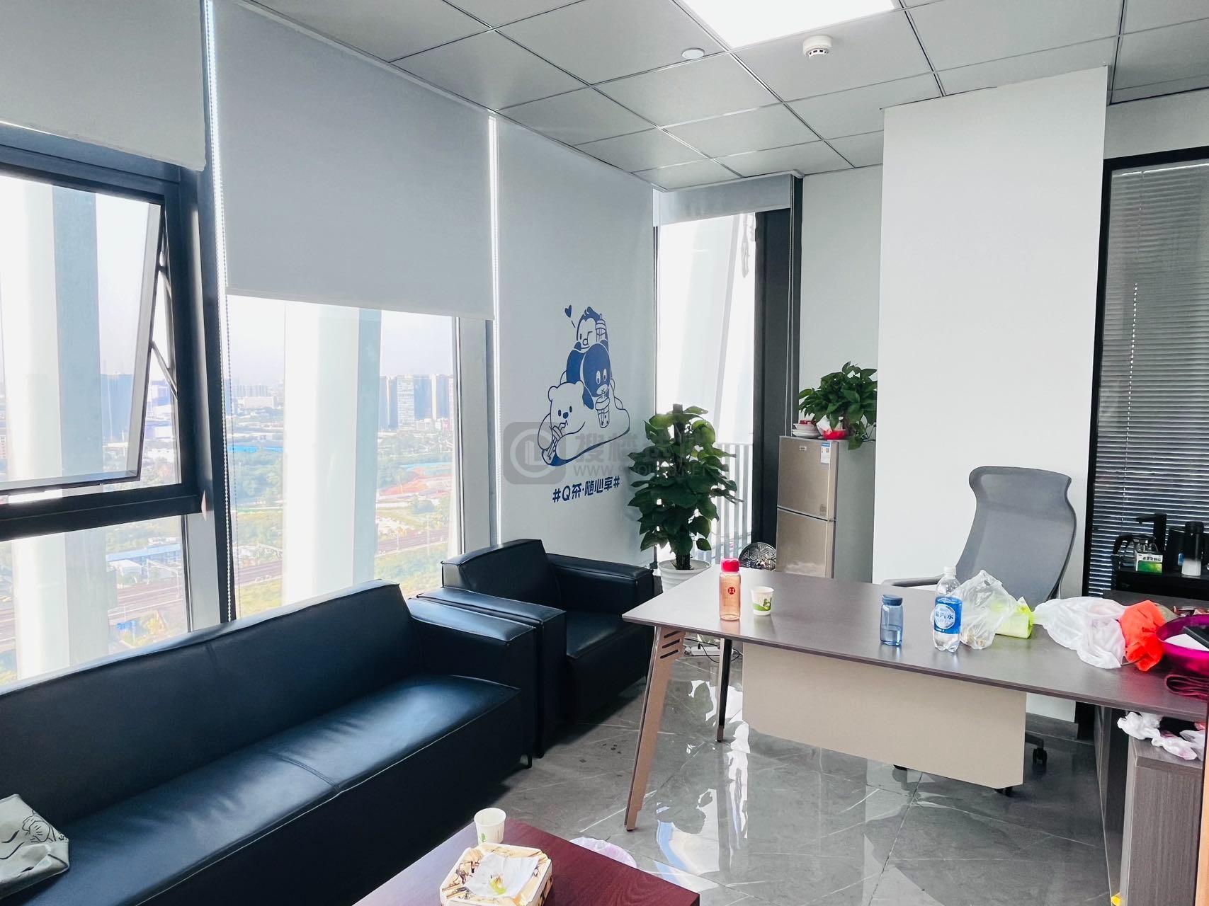 证大喜马拉雅中心面积348平