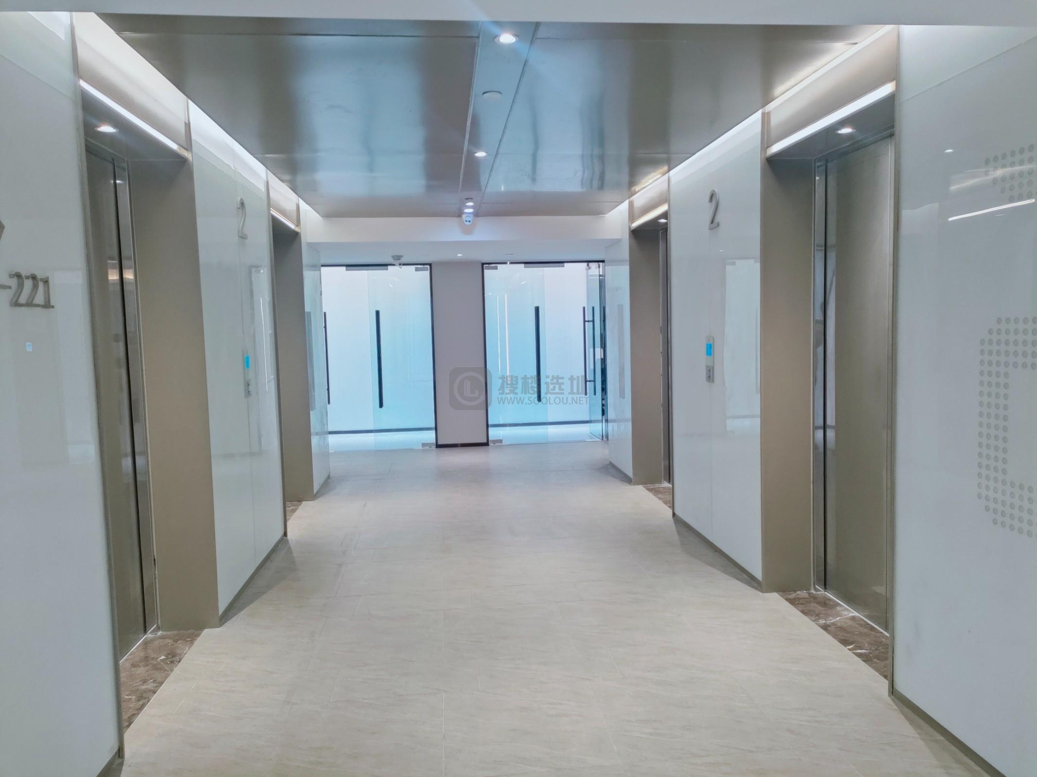 绿地之窗面积132平