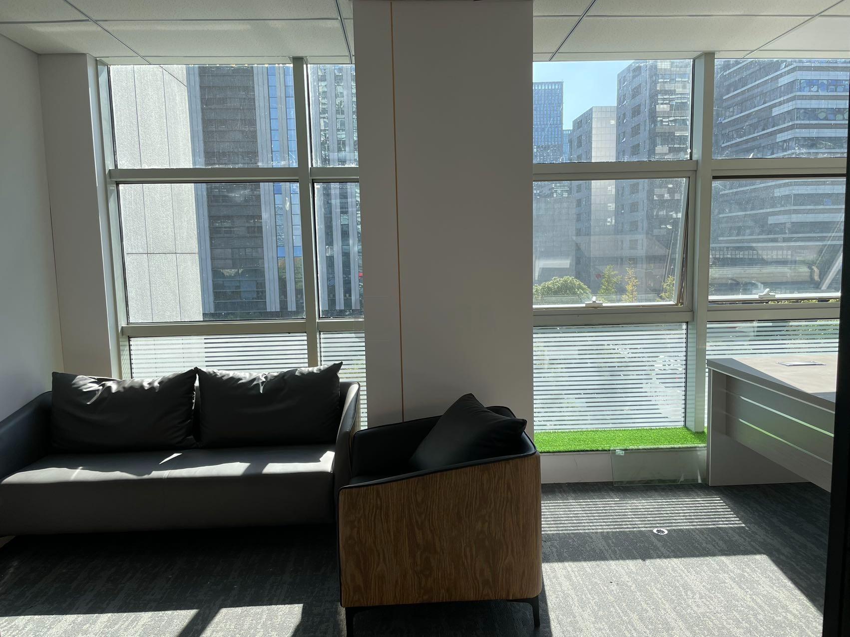 江苏省建大厦面积310平