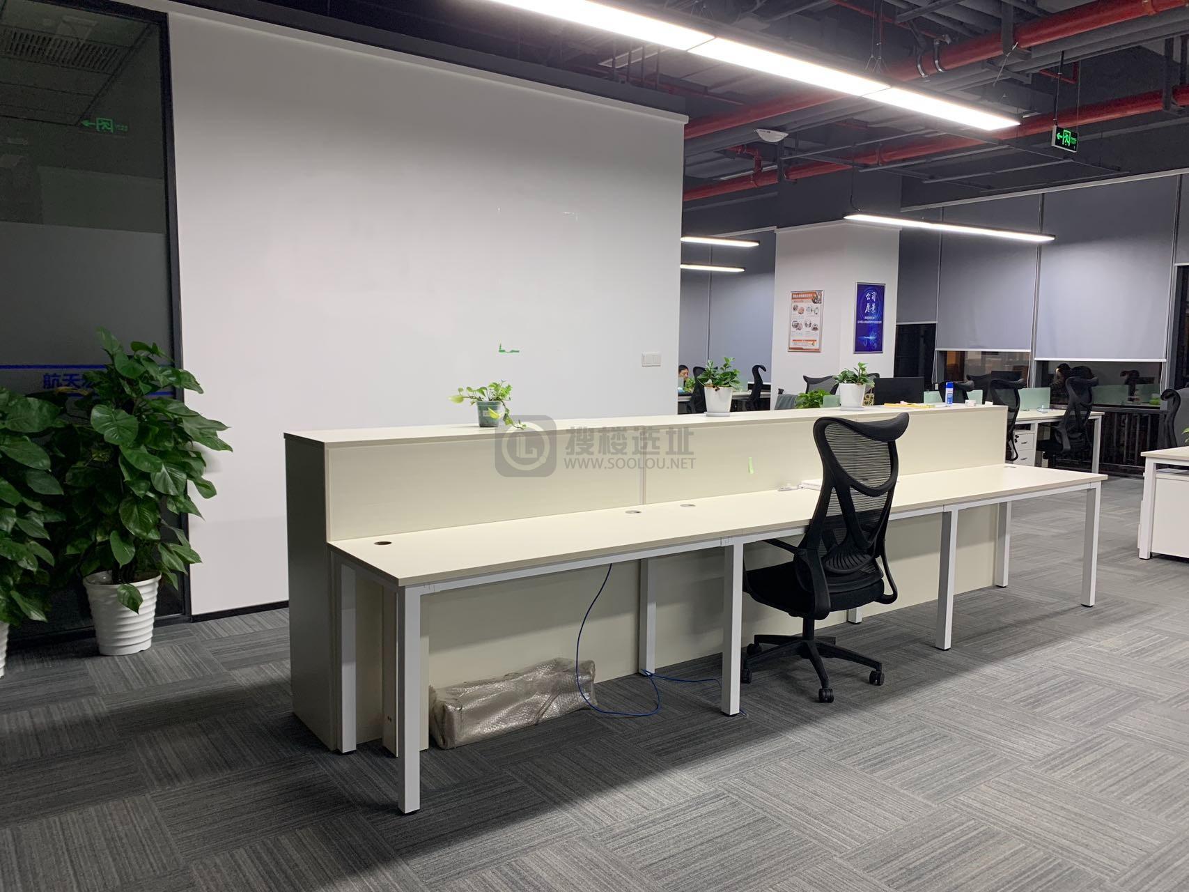 金地威新面积643平