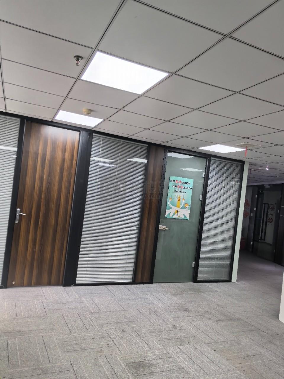 华通科技园面积242平