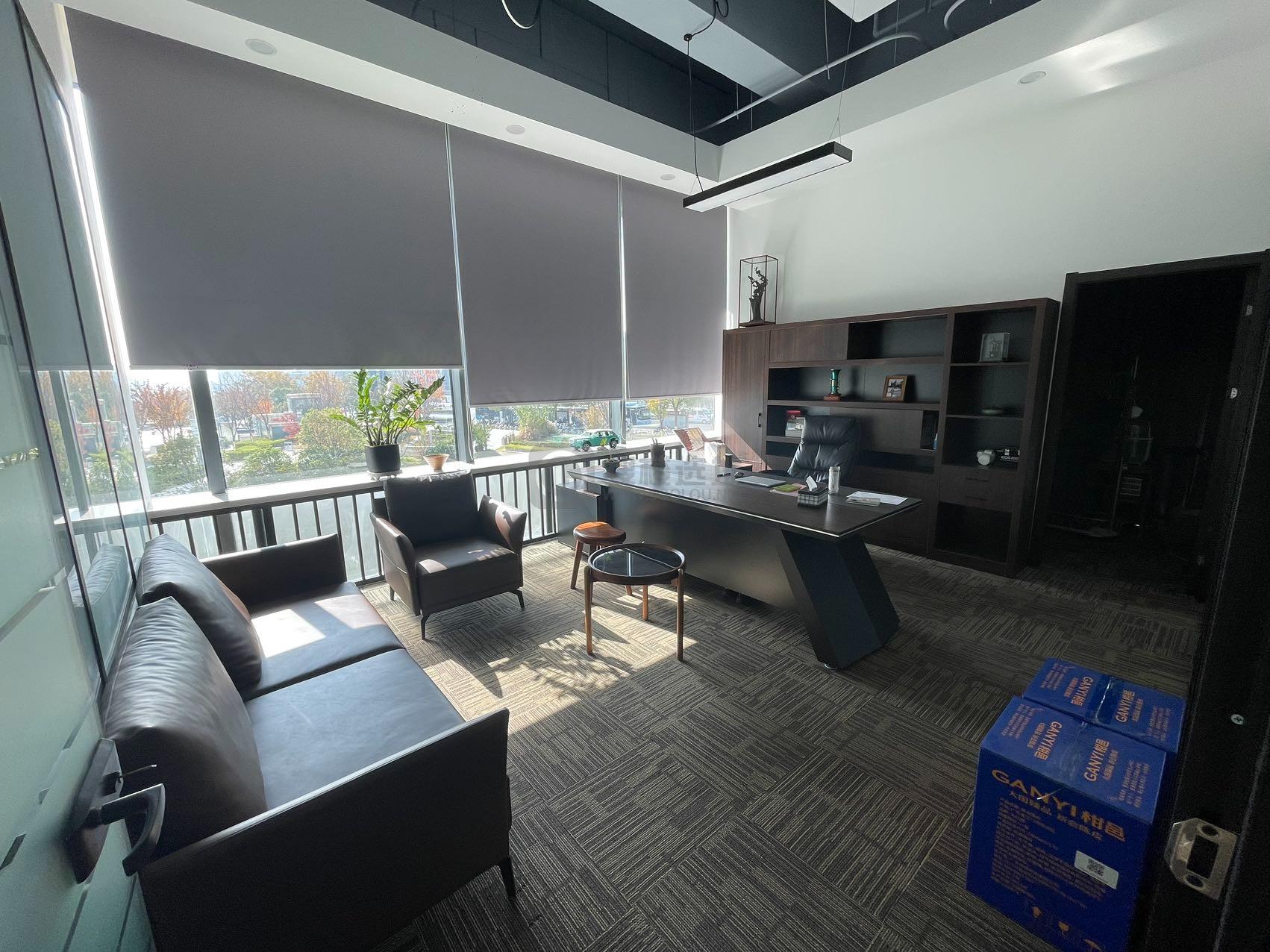 金地威新面积296平