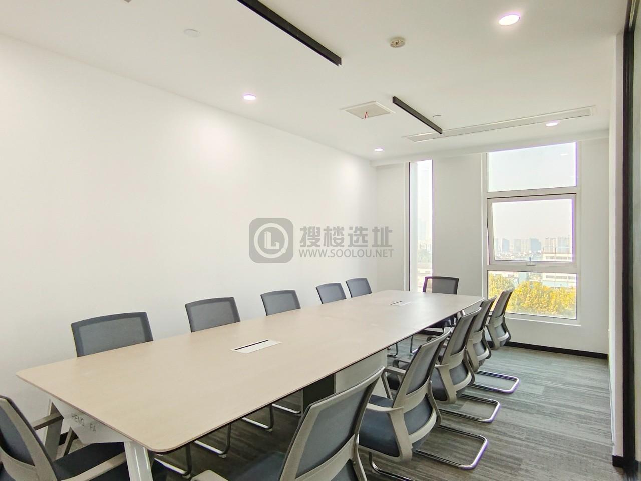 未瞰科技大厦面积155平