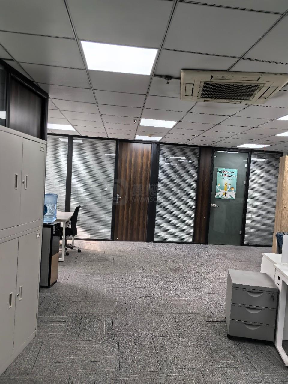 华通科技园面积242平