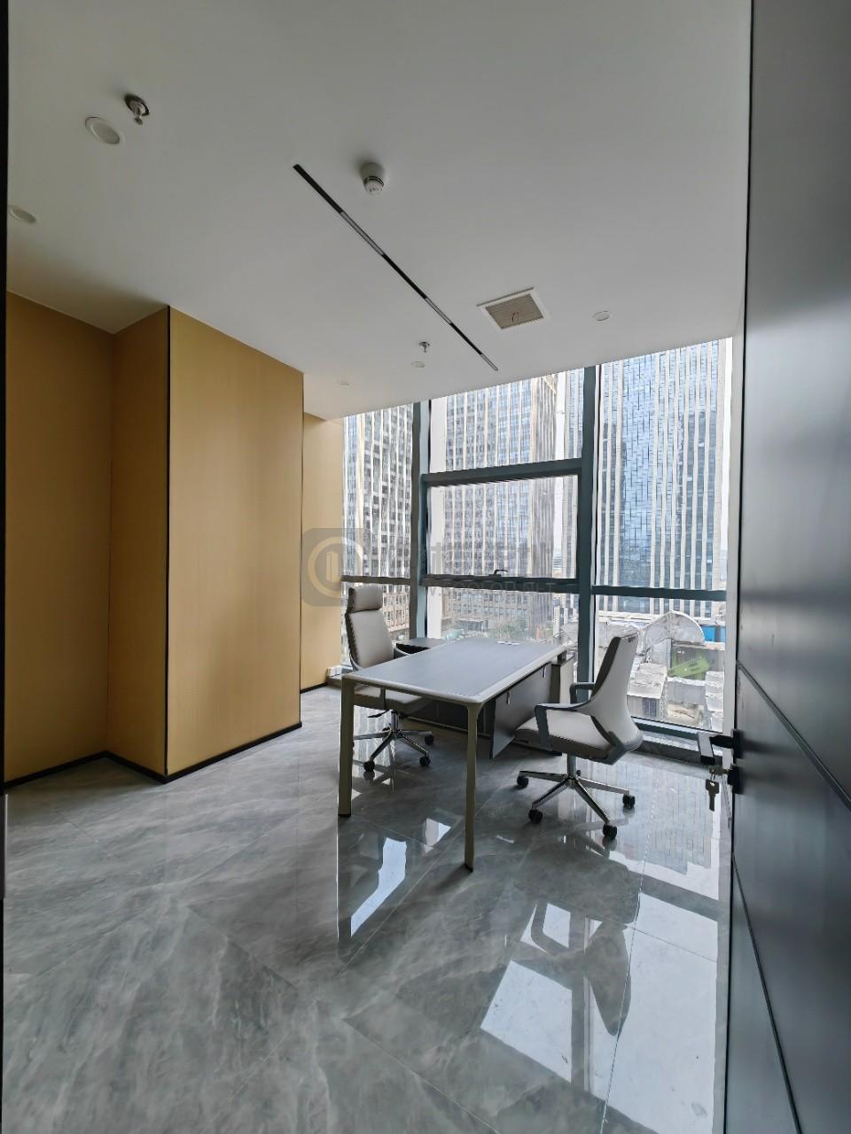 边城大厦面积152平