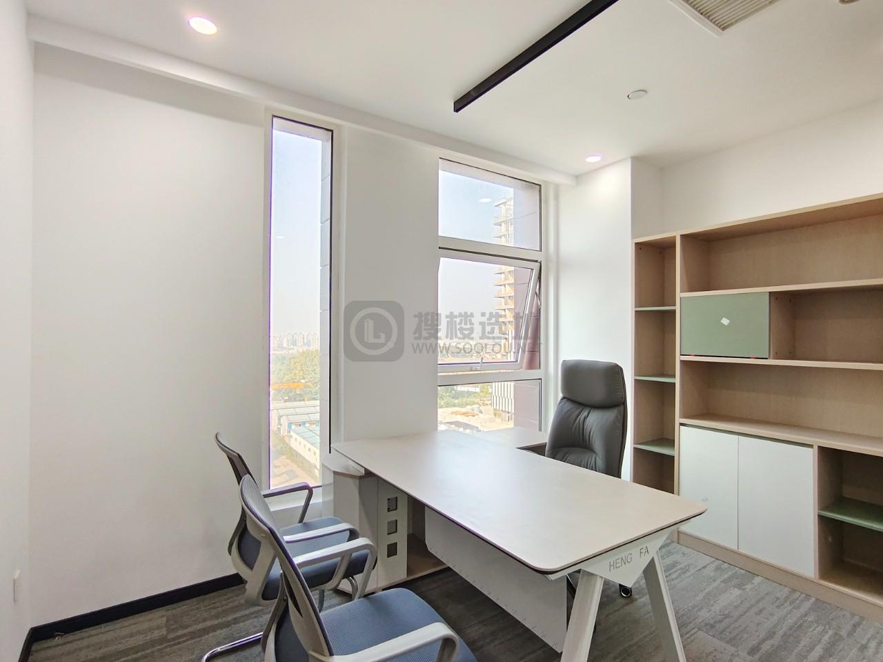 未瞰科技大厦面积155平