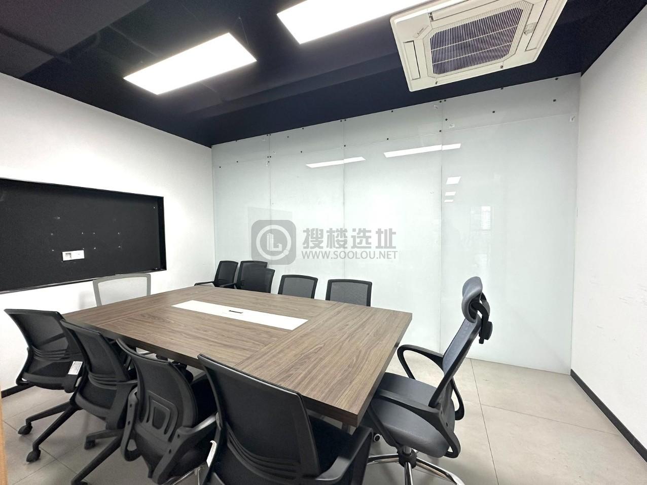 北纬国际中心面积400平