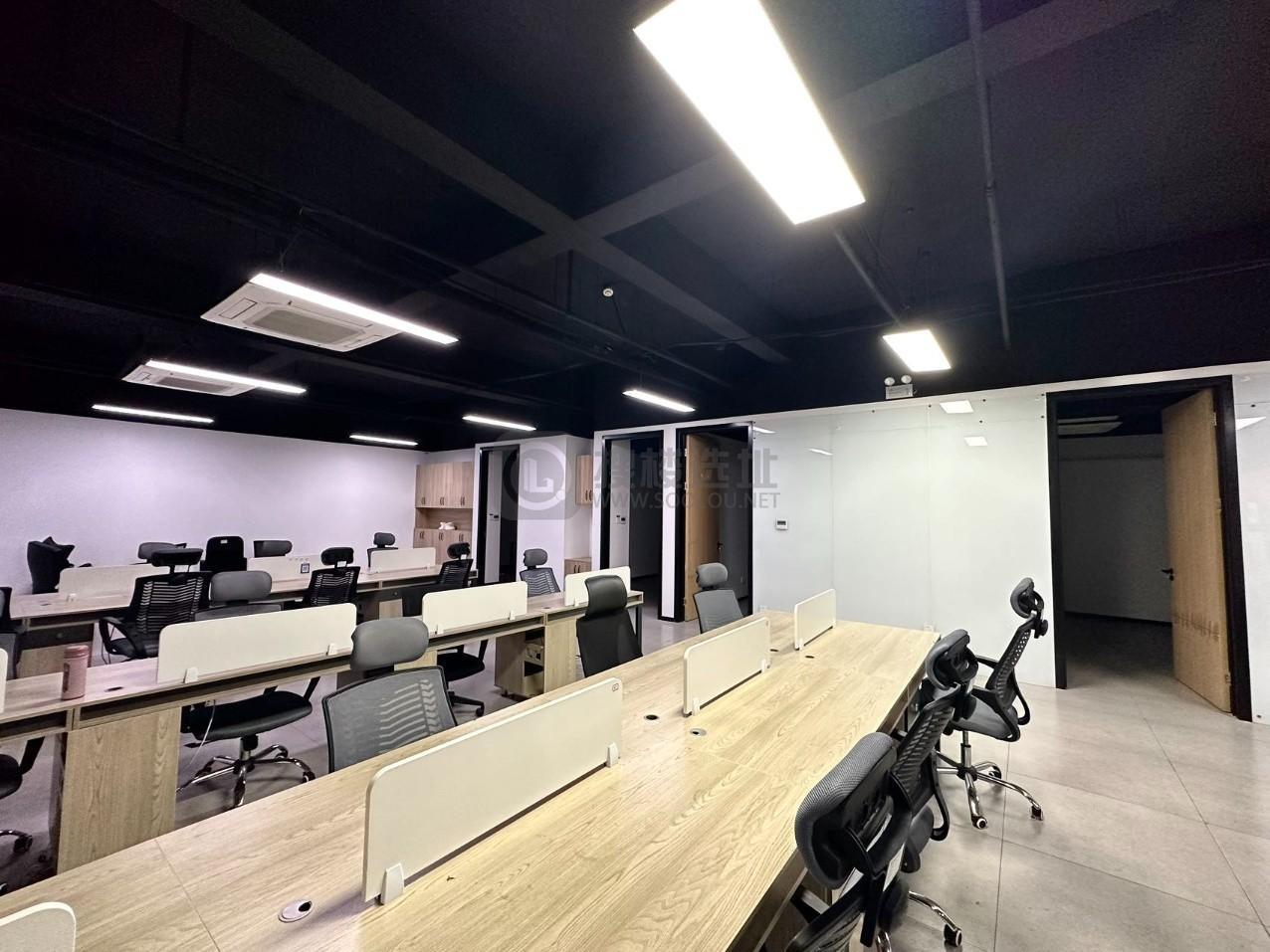 北纬国际中心面积400平