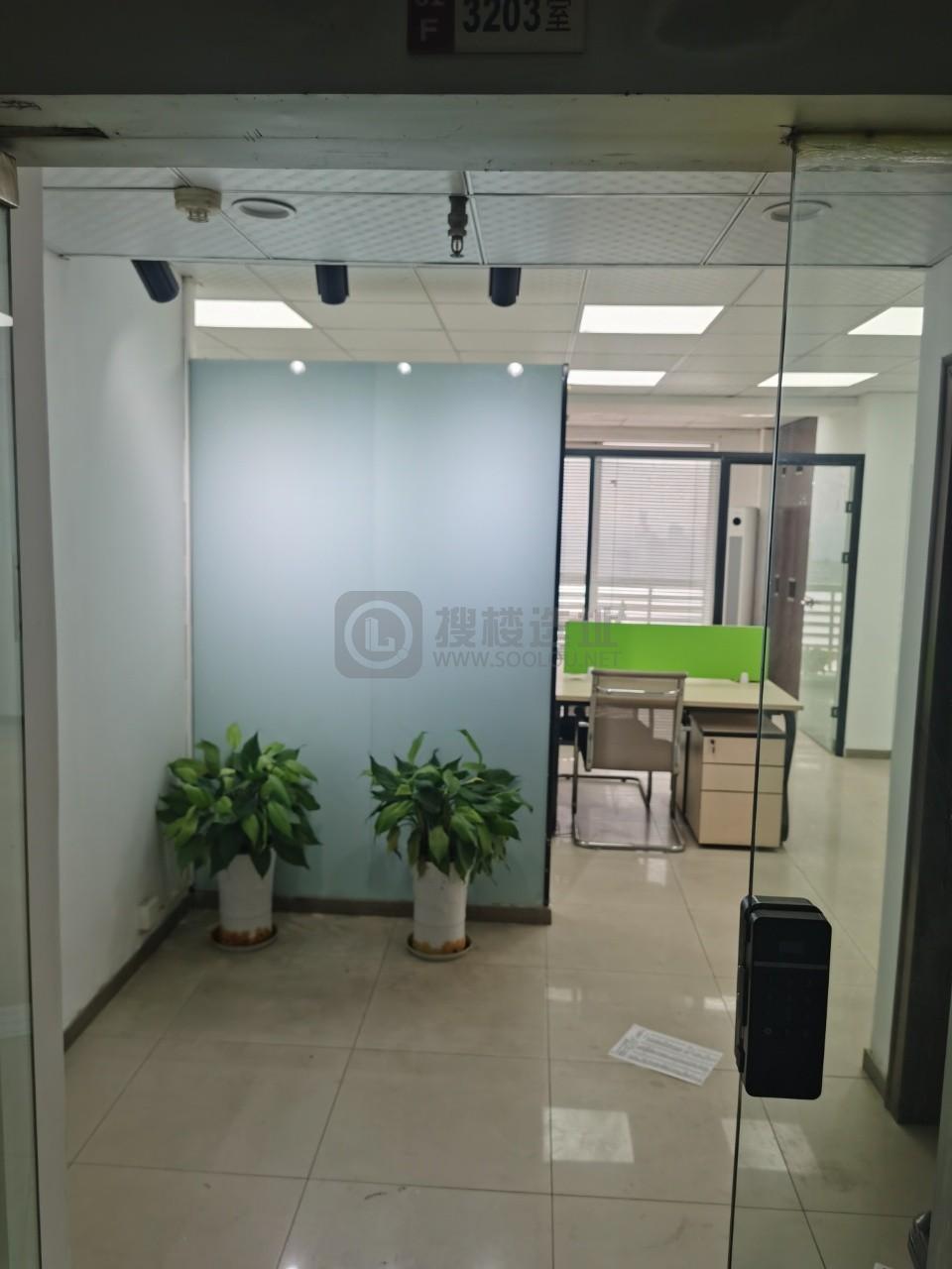 新世界中心100平米办公室出租