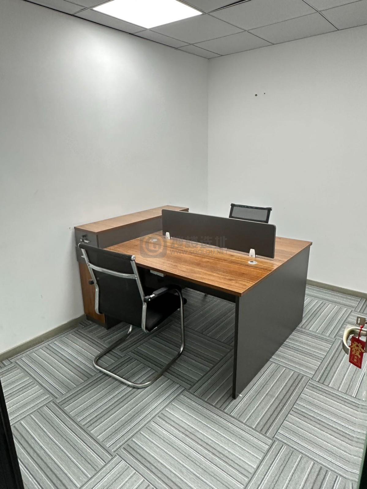 新世界中心面积90平