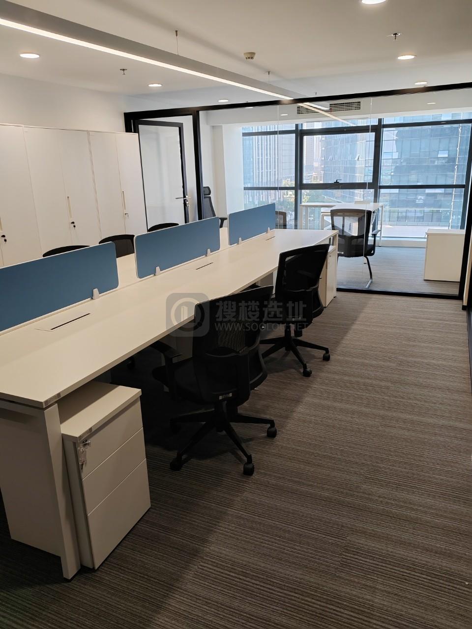 鲲鹏大厦面积60平