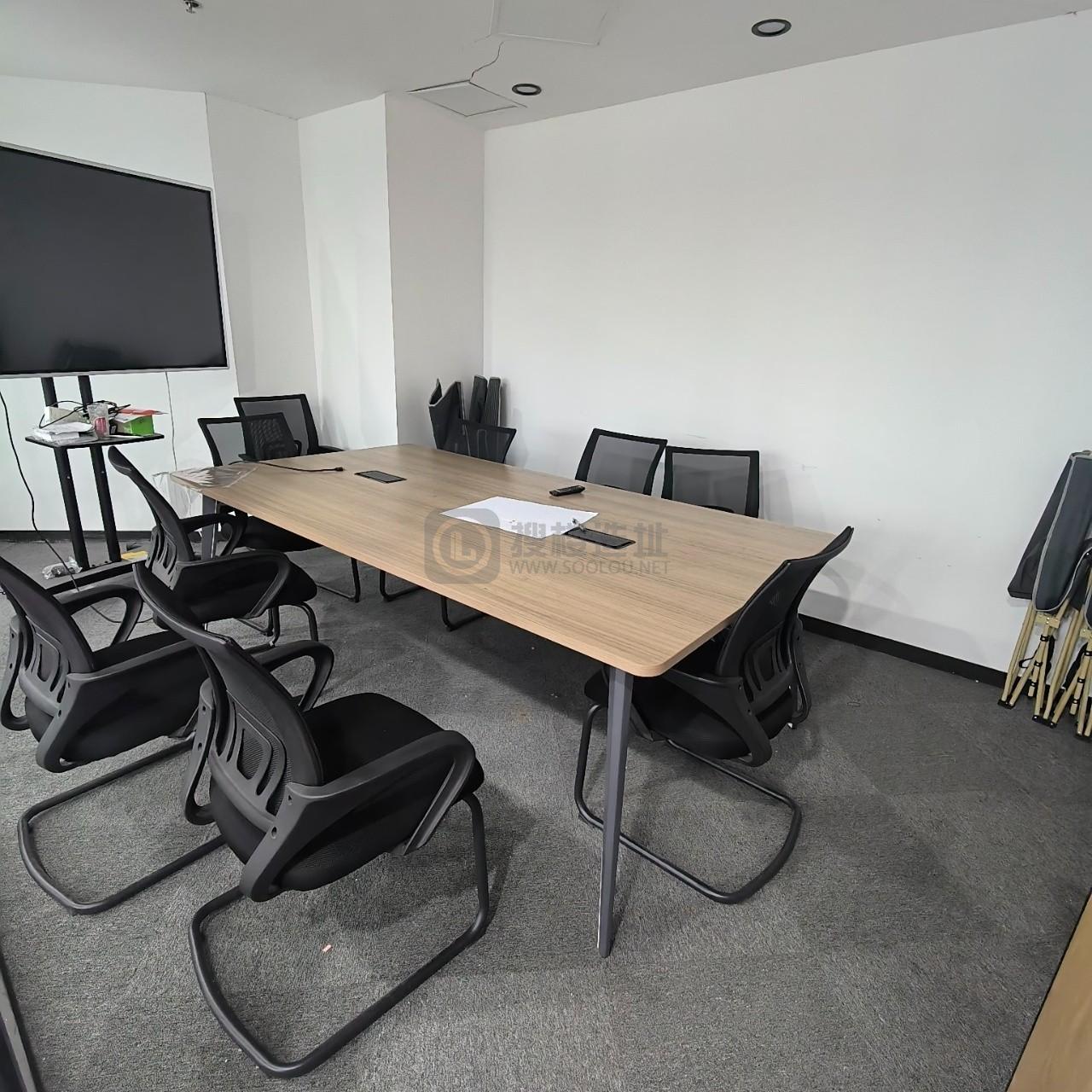 隆盛大厦面积210平