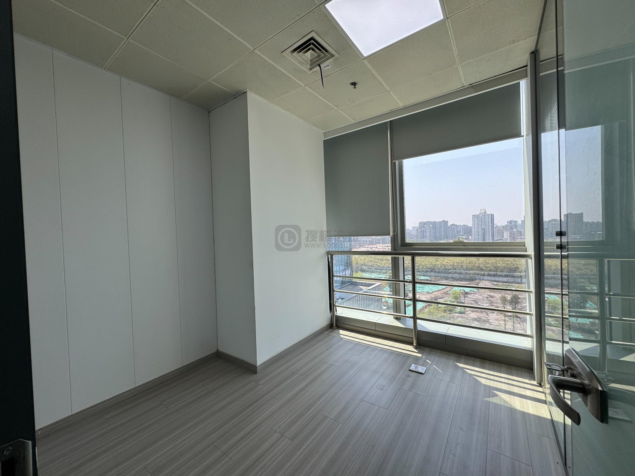 中航科技城面积150平