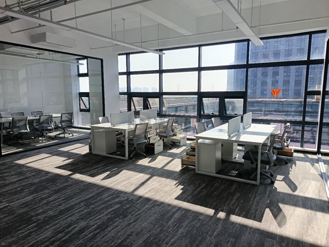 创智海蓝中心162平米办公室出租