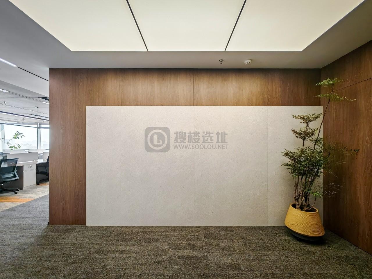 新地中心316平米办公室出租